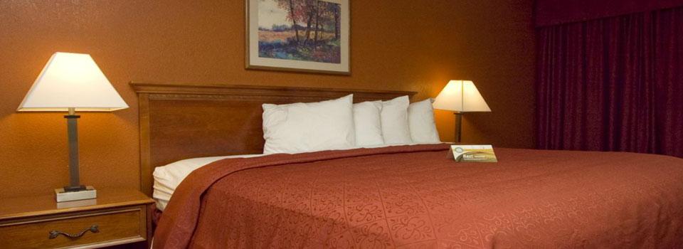 Quality Inn & Suites Kansas City I-435N Near Sports Complex Экстерьер фото