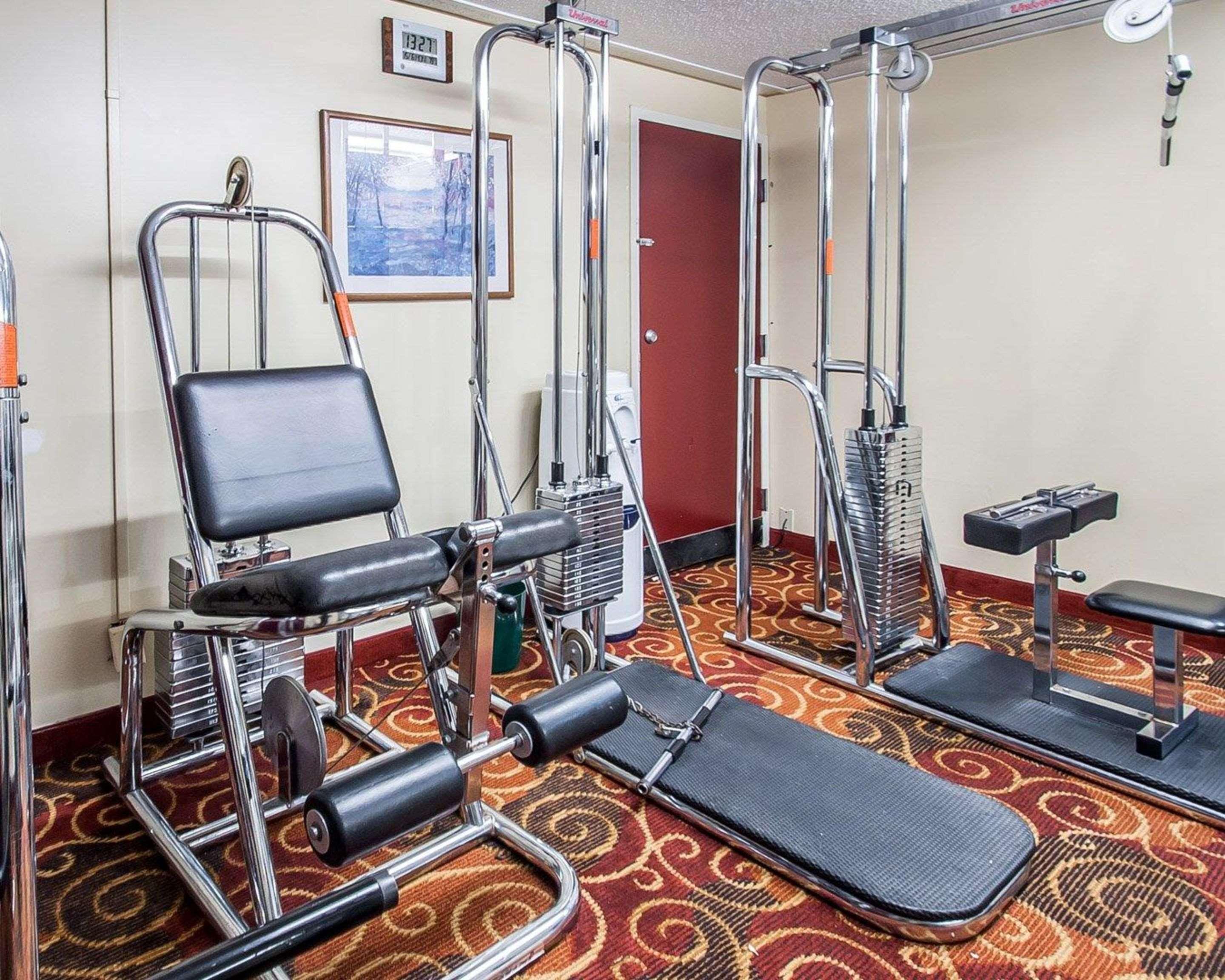Quality Inn & Suites Kansas City I-435N Near Sports Complex Экстерьер фото